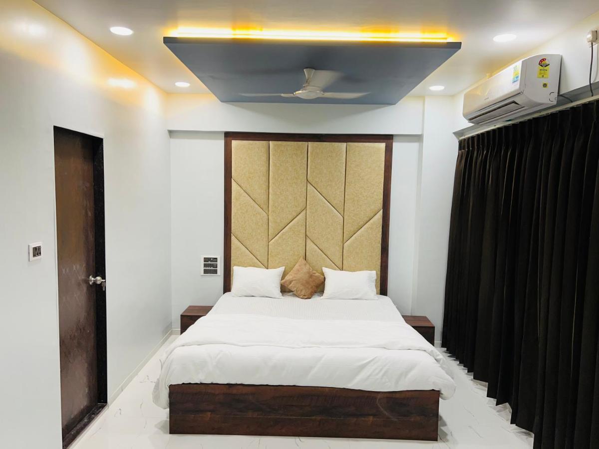 Hotel New City Light Surate Exterior foto