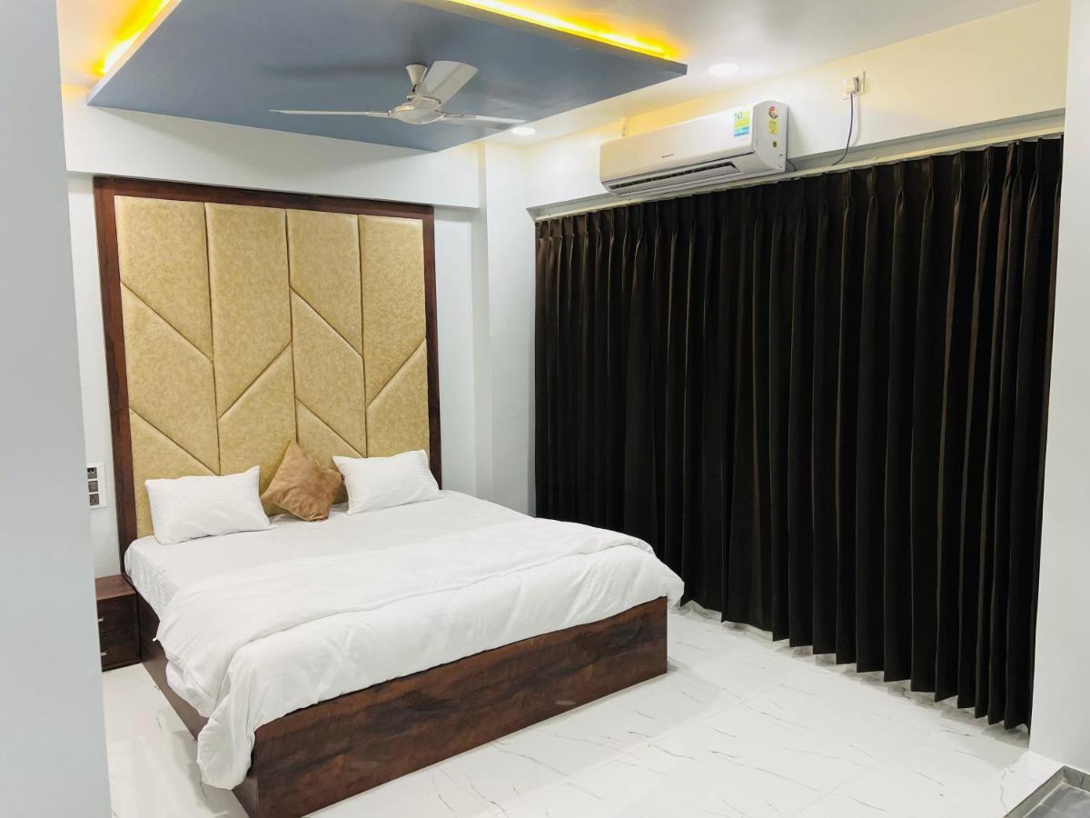 Hotel New City Light Surate Exterior foto
