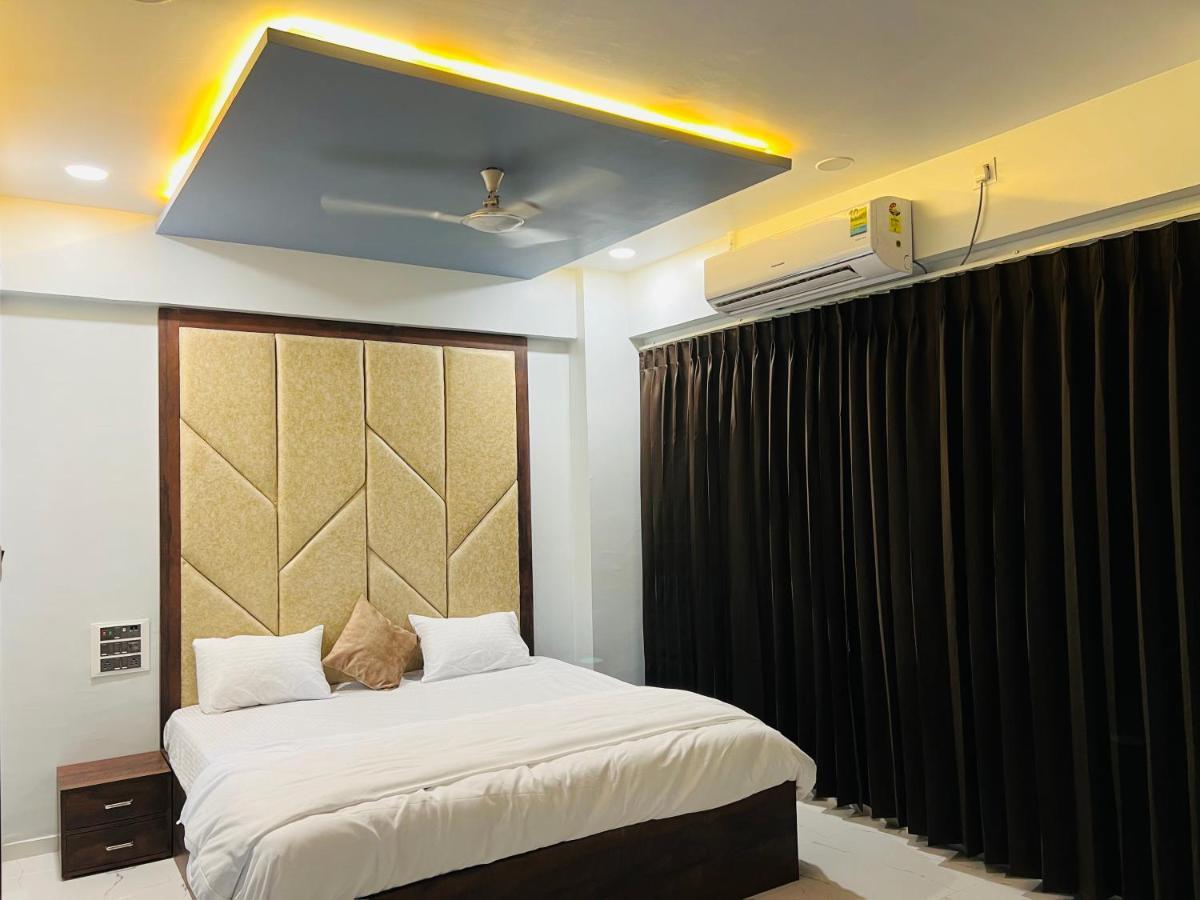 Hotel New City Light Surate Exterior foto