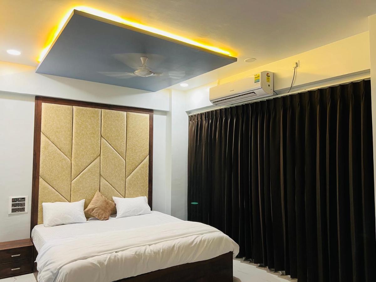 Hotel New City Light Surate Exterior foto